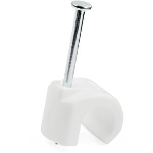 StarTech.com 100 Pk (L) Cable Clips w/ Nail - Reusable Nail-in Clamps - CBMNMCC3