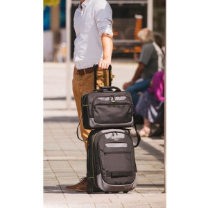 Targus City Gear TCG460 Carrying Case (Messenger) for 15.6" Notebook - Black, Gray - Shock Absorbing