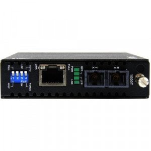 StarTech.com Gigabit Ethernet Multi Mode Fiber Media Converter SC 550m - 1000 Mbps - Convert and extend a Gigabit Ethernet