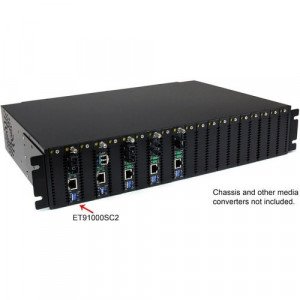 StarTech.com Gigabit Ethernet Multi Mode Fiber Media Converter SC 550m - 1000 Mbps - Convert and extend a Gigabit Ethernet