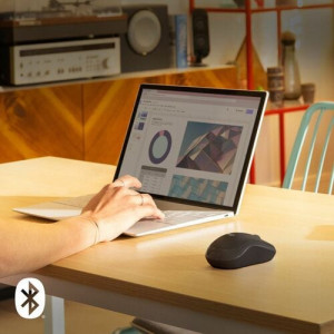 Logitech M240 Silent Bluetooth Mouse - Travel Mouse - Optical - Wireless - Bluetooth - Graphite - 3 Button(s) - Symmetrical