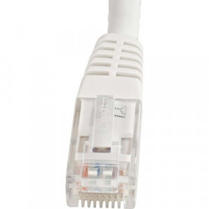 StarTech.com 100ft CAT6 Ethernet Cable - White Molded Gigabit - 100W PoE UTP 650MHz